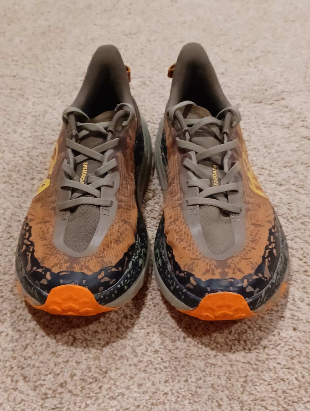 Hoka Men's Speedgoat 6 trail running shoes in the Antique Olive Size 10.5 - Picture 4 of 10